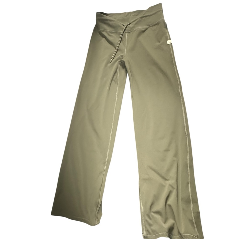 Vuori Forest Green Relaxed Pants